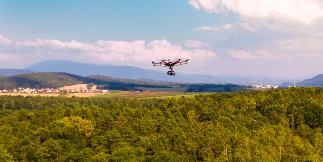 drone épandeur agricole aleego